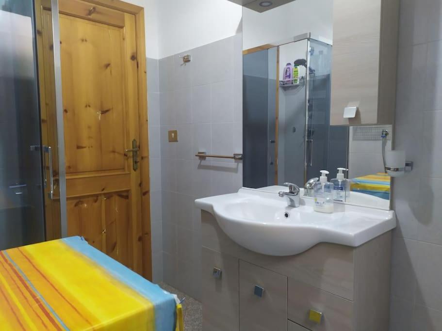Appartamento A 50 Mt Dal Mare Cala Gonone Luaran gambar