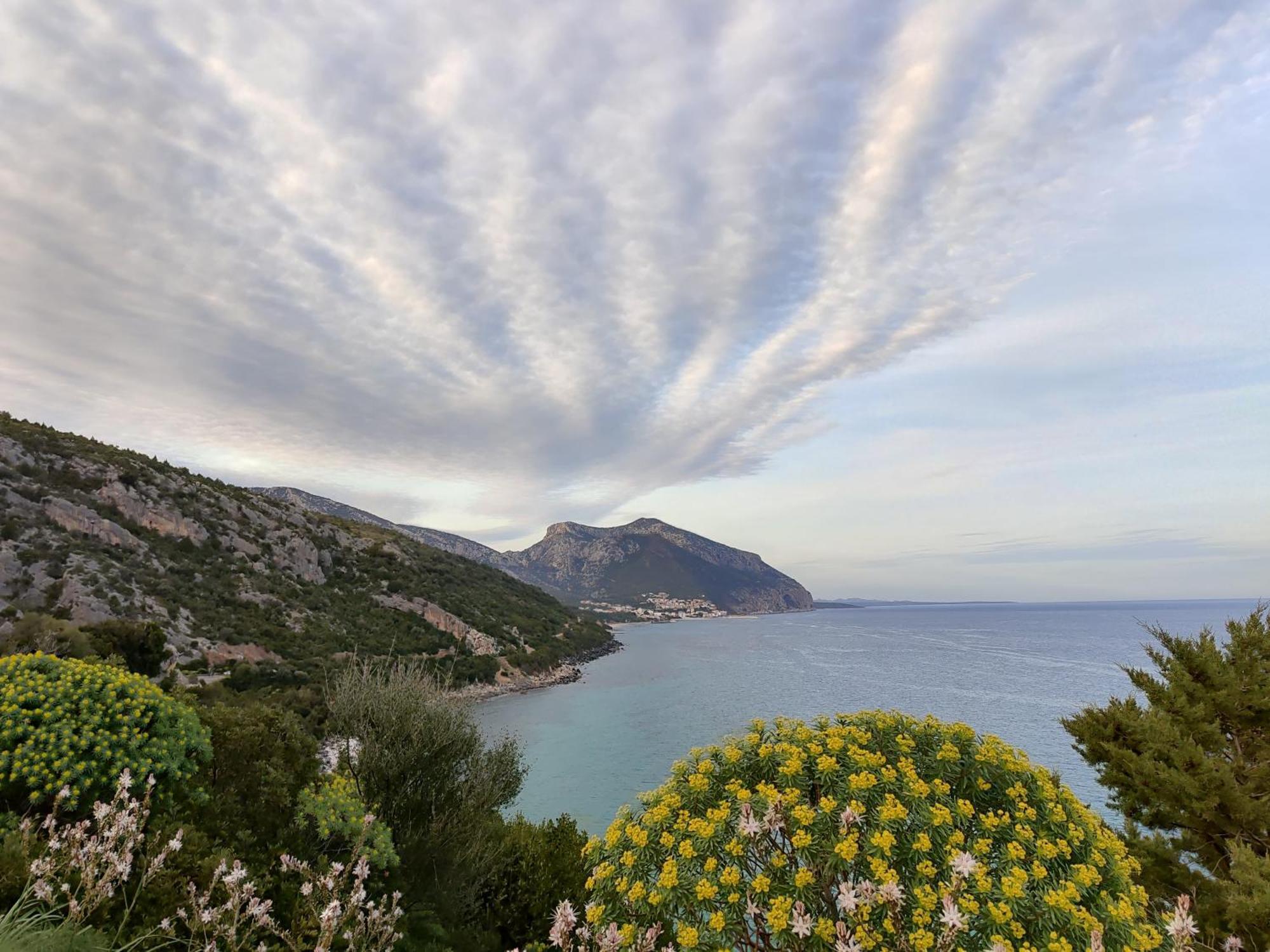 Appartamento A 50 Mt Dal Mare Cala Gonone Luaran gambar